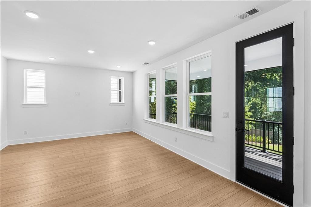 4 bedroom, 4 bathroom, 2,300 sq ft single family residence for sale at 744 Auguste Avenue, Scottdale, GA 30079 — photo 10