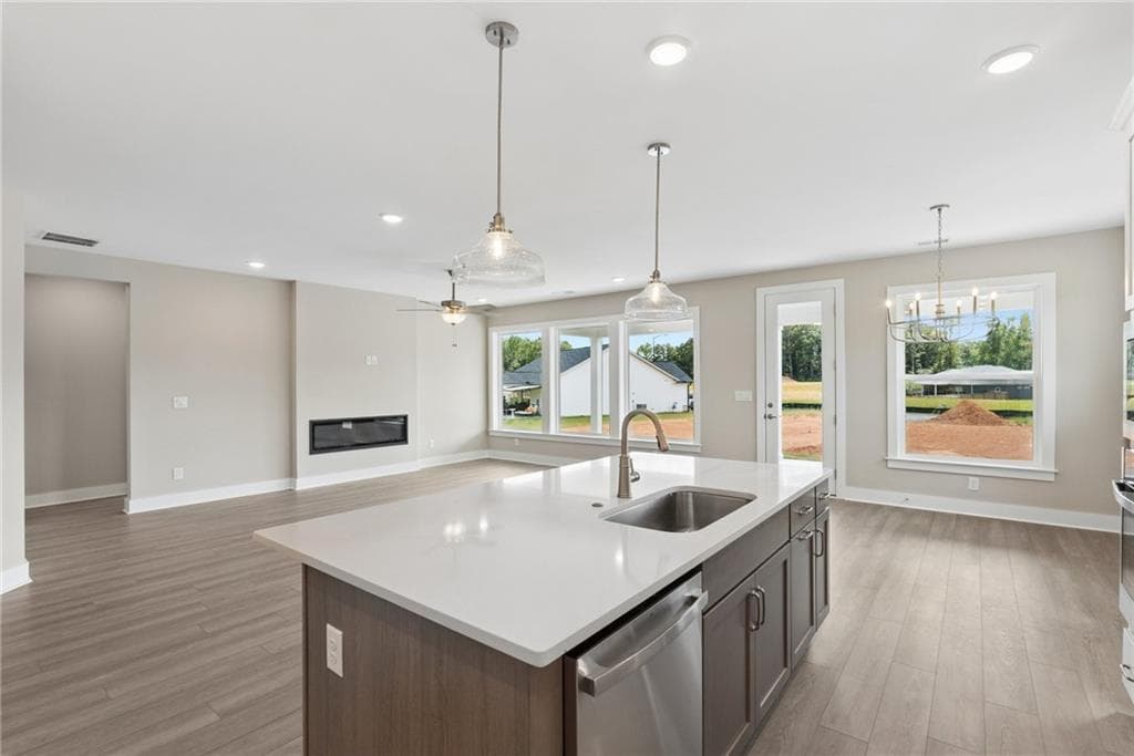 4 bedroom, 3 bathroom, 2,635 sq ft single family residence for sale at 363 Barnfield Way, Dallas, GA 30157 — photo 7