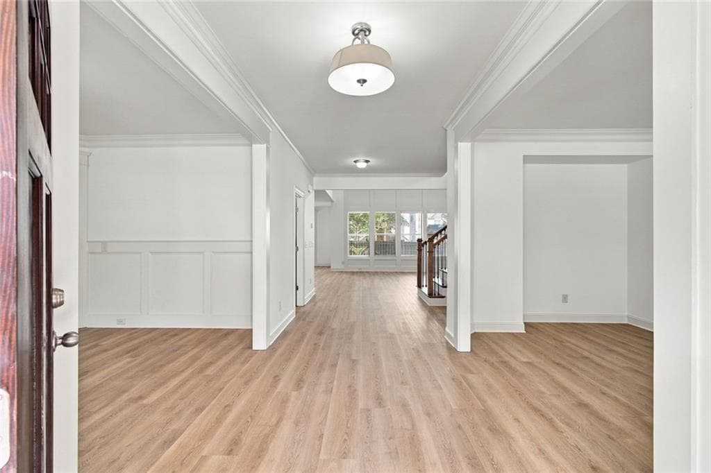 4 bedroom, 5 bathroom, 4,214 sq ft single family residence for sale at 1083 Garner Creek Drive, Lilburn, GA 30047 — photo 4