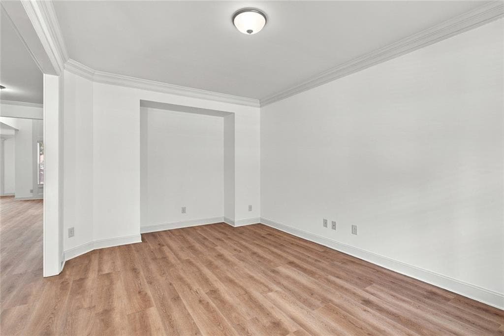 4 bedroom, 5 bathroom, 4,214 sq ft single family residence for sale at 1083 Garner Creek Drive, Lilburn, GA 30047 — photo 7