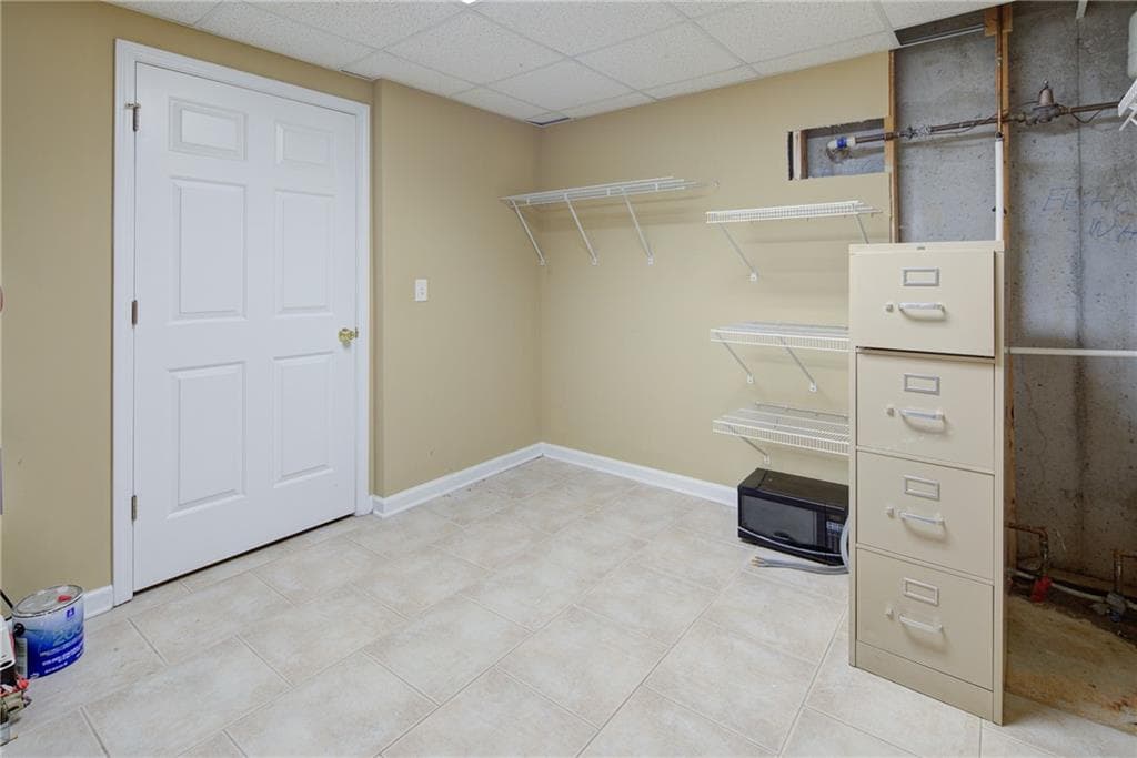 2 bedroom, 1 bathroom, 1,753 sq ft single family residence for rent at 7345 Bannister Road, Cumming, GA 30028 for $2,200 a month — photo 4