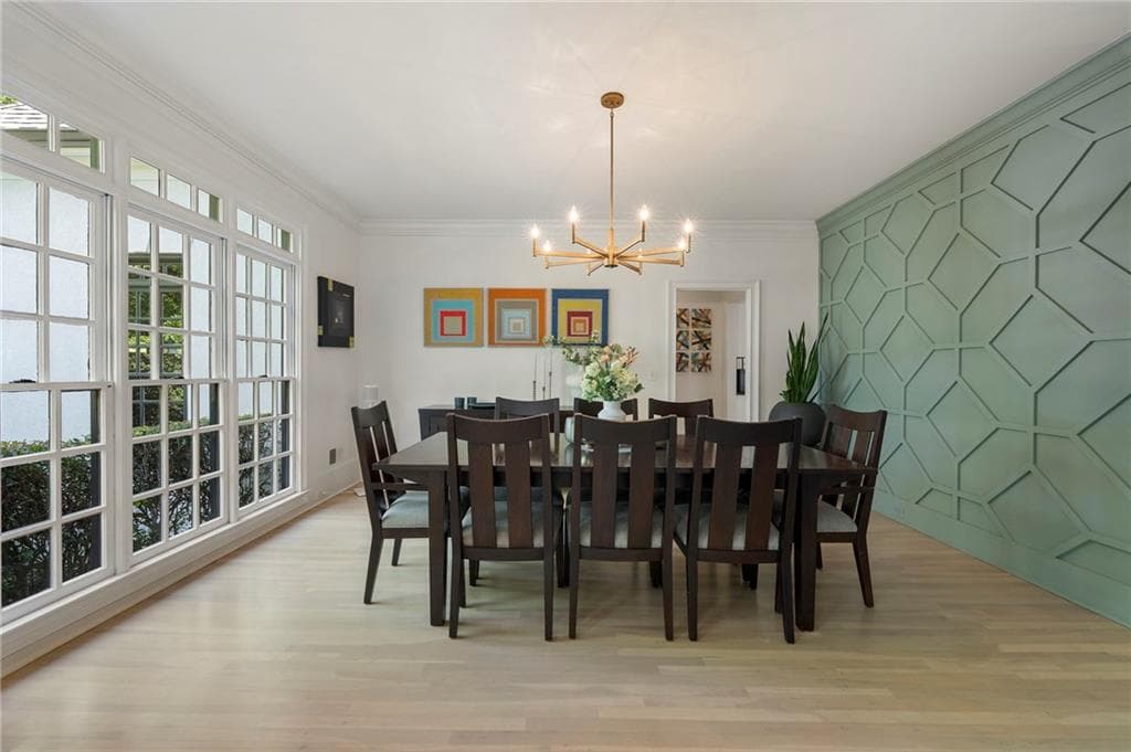 5 bedroom, 5 bathroom, 5,128 sq ft single family residence under contract at 4475 Crestwicke Pointe, Sandy Springs, GA 30319 — photo 7