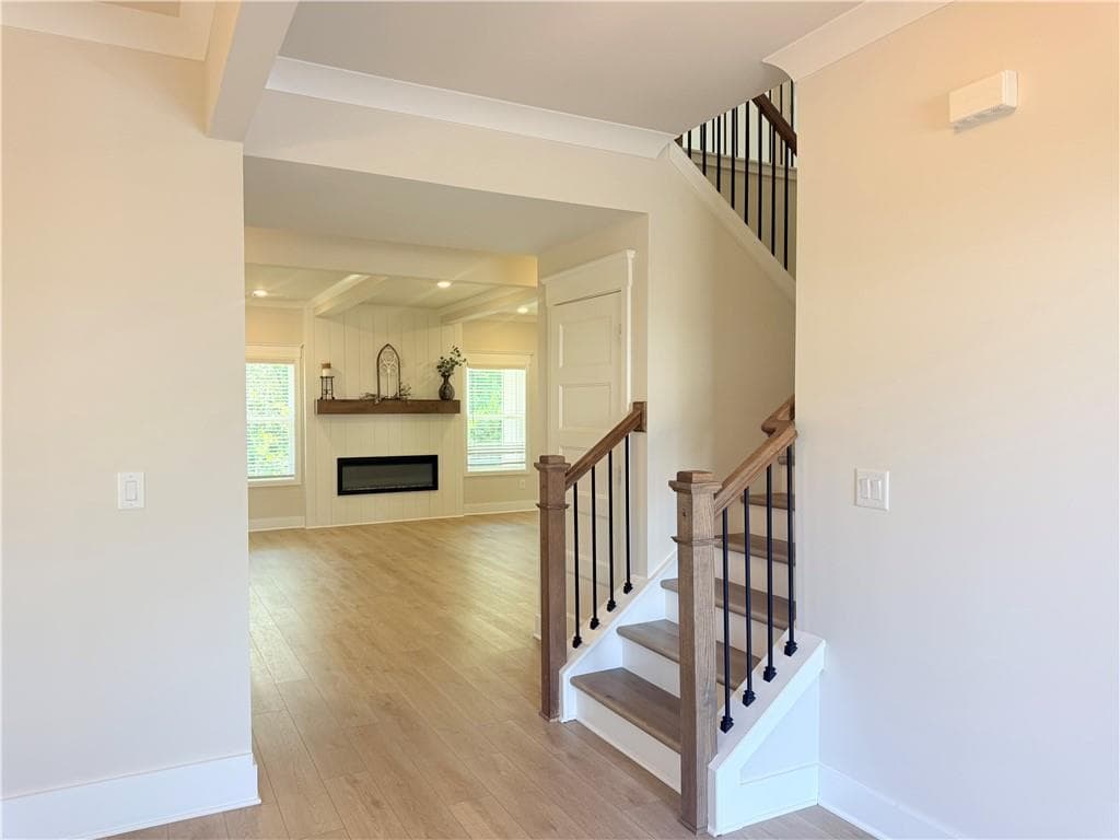 5 bedroom, 4 bathroom, 2,800 sq ft single family residence for sale at 5346 Windridge Parkway, Gainesville, GA 30507 — photo 6