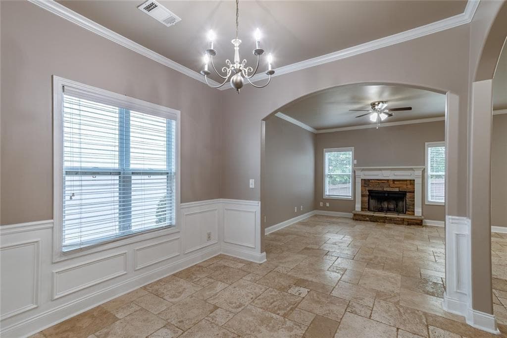 3 bedroom, 3 bathroom, 2,422 sq ft single family residence for sale at 2170 Lily Valley Drive, Lawrenceville, GA 30045 — photo 5