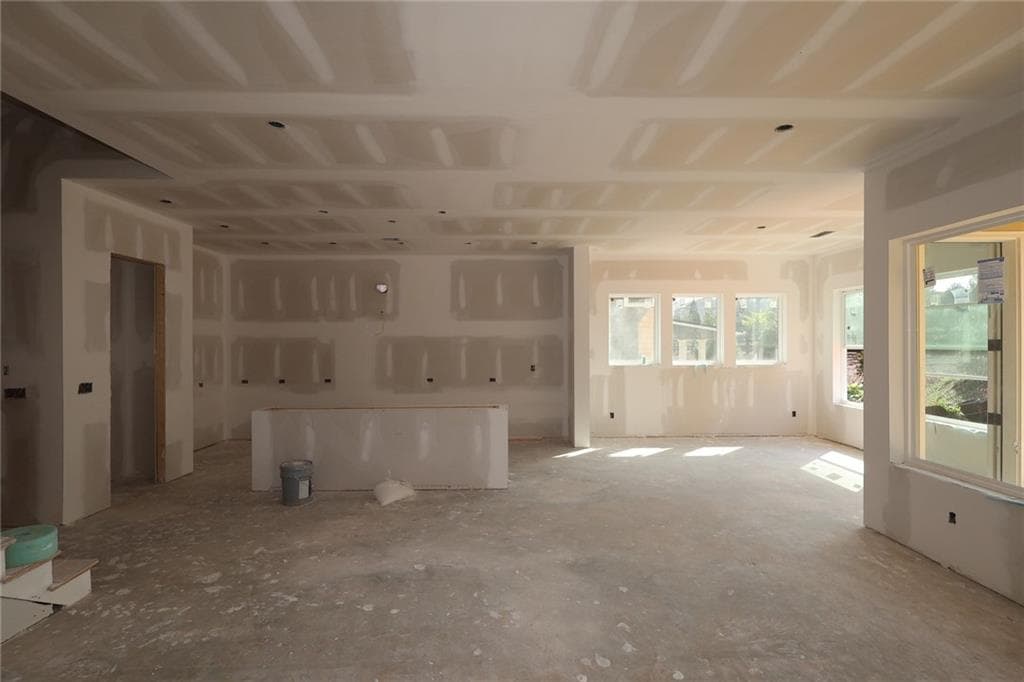 4 bedroom, 4 bathroom, 3,008 sq ft single family residence under contract at 331 Beebalm Street, Woodstock, GA 30188 — photo 10