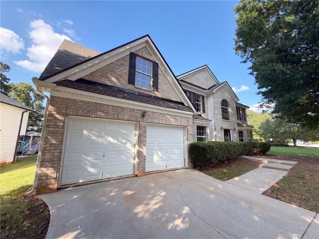 4 bedroom, 3 bathroom, 2,972 sq ft single family residence for sale at 7425 Bodnant Drive, Fairburn, GA 30213 — photo 6