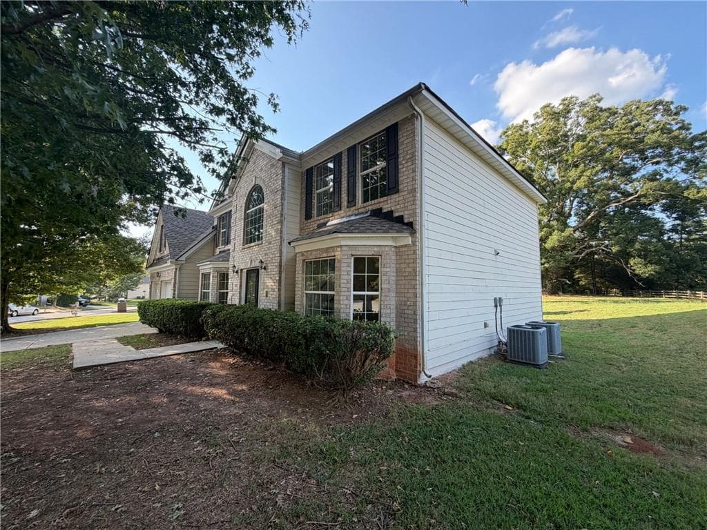 4 bedroom, 3 bathroom, 2,972 sq ft single family residence for sale at 7425 Bodnant Drive, Fairburn, GA 30213 — photo 7