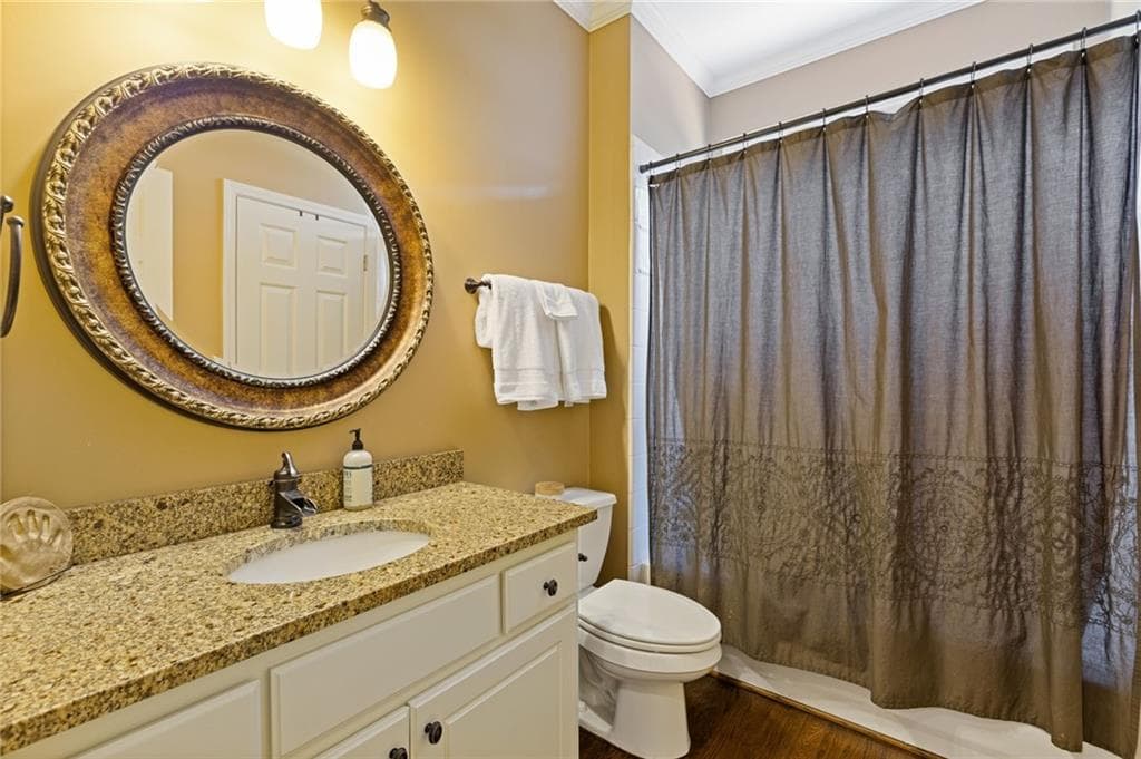 6 bedroom, 5 bathroom, 4,580 sq ft single family residence for sale at 700 Rose Creek Circle, Johns Creek, GA 30097 — photo 10