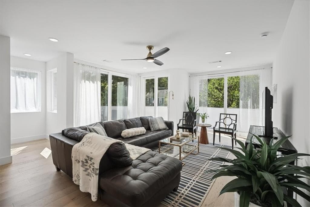 3 bedroom, 5 bathroom, 3,486 sq ft townhouse for sale at 1205 Holly Street A, Atlanta, GA 30318 — photo 2