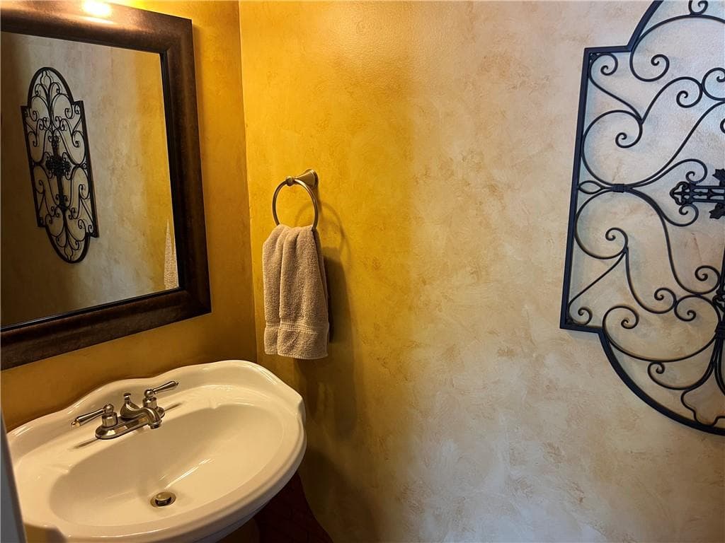 2 bedroom, 3 bathroom, 1,480 sq ft townhouse for rent at 1100 Country Club Place, Kennesaw, GA 30144 for $1,900 a month — photo 3