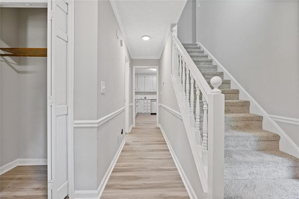 5 bedroom, 4 bathroom, 3,375 sq ft single family residence for sale at 4795 Boxwood Way, Acworth, GA 30102 — photo 7