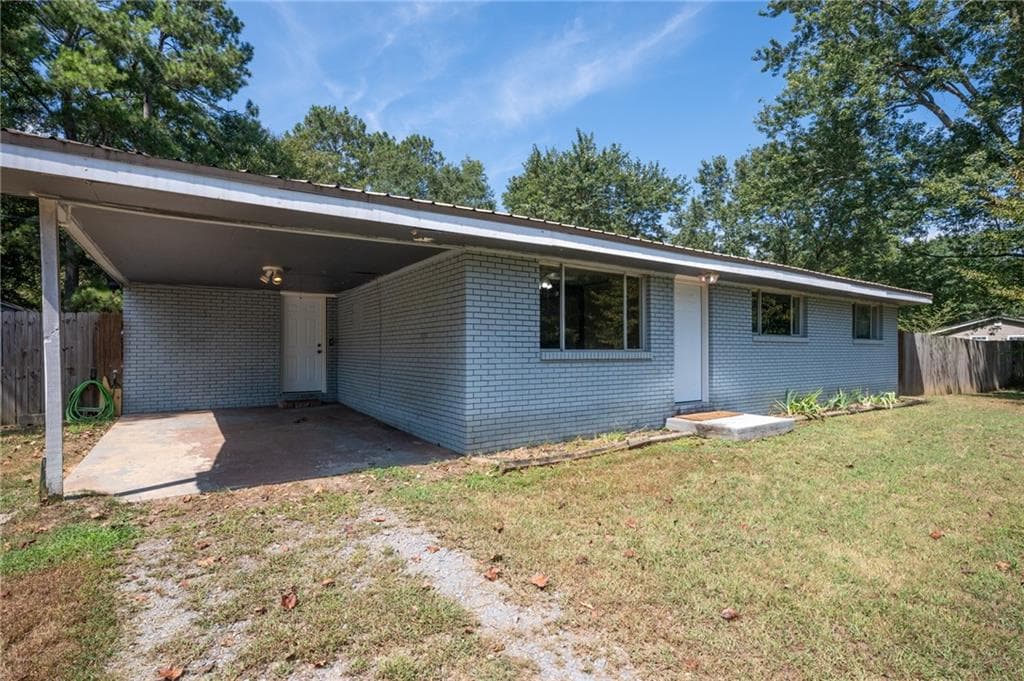 3 bedroom, 2 bathroom, 1,257 sq ft single family residence for sale at 130 Crane Road, Resaca, GA 30735 — photo 2