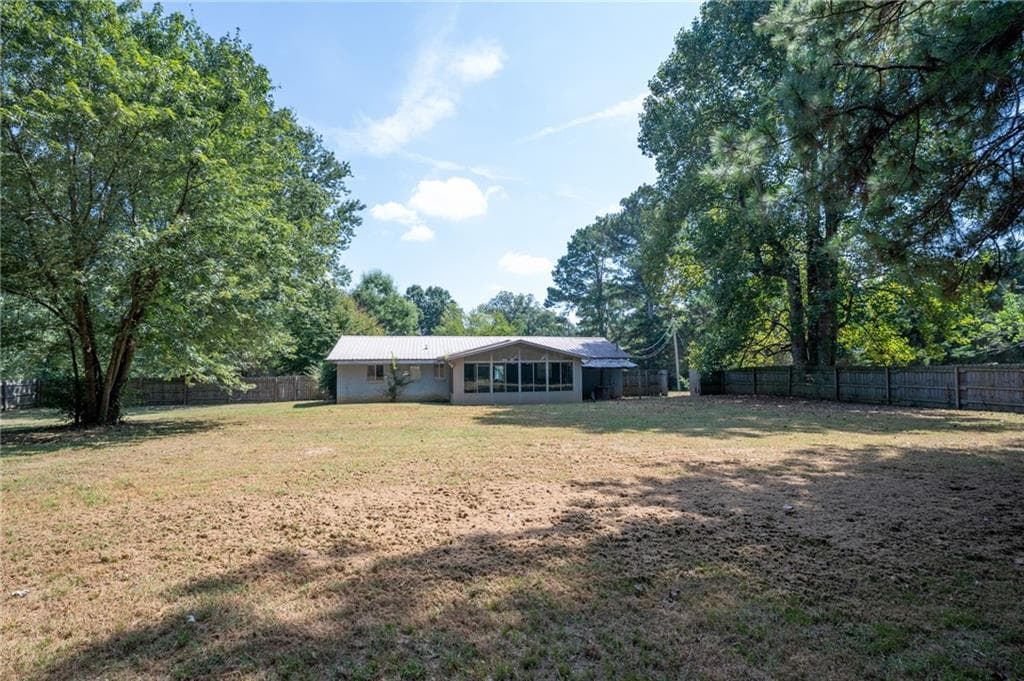 3 bedroom, 2 bathroom, 1,257 sq ft single family residence for sale at 130 Crane Road, Resaca, GA 30735 — photo 4