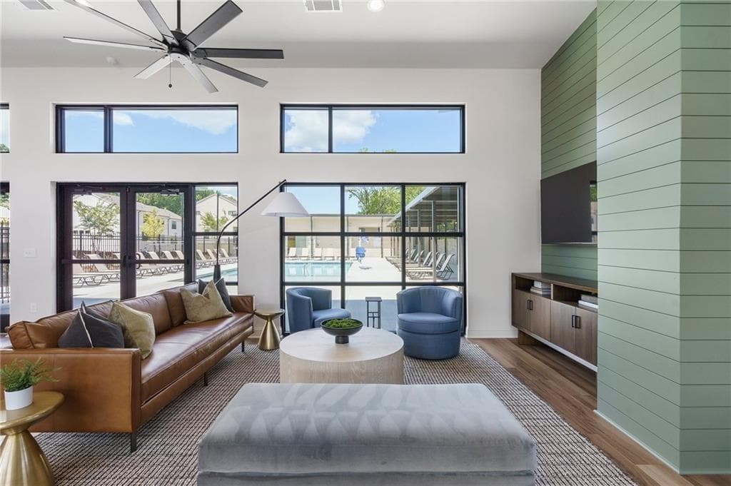 3 bedroom, 3 bathroom, 1,429 sq ft townhouse for sale at 1354 Breezy Street 250, Atlanta, GA 30315 — photo 5