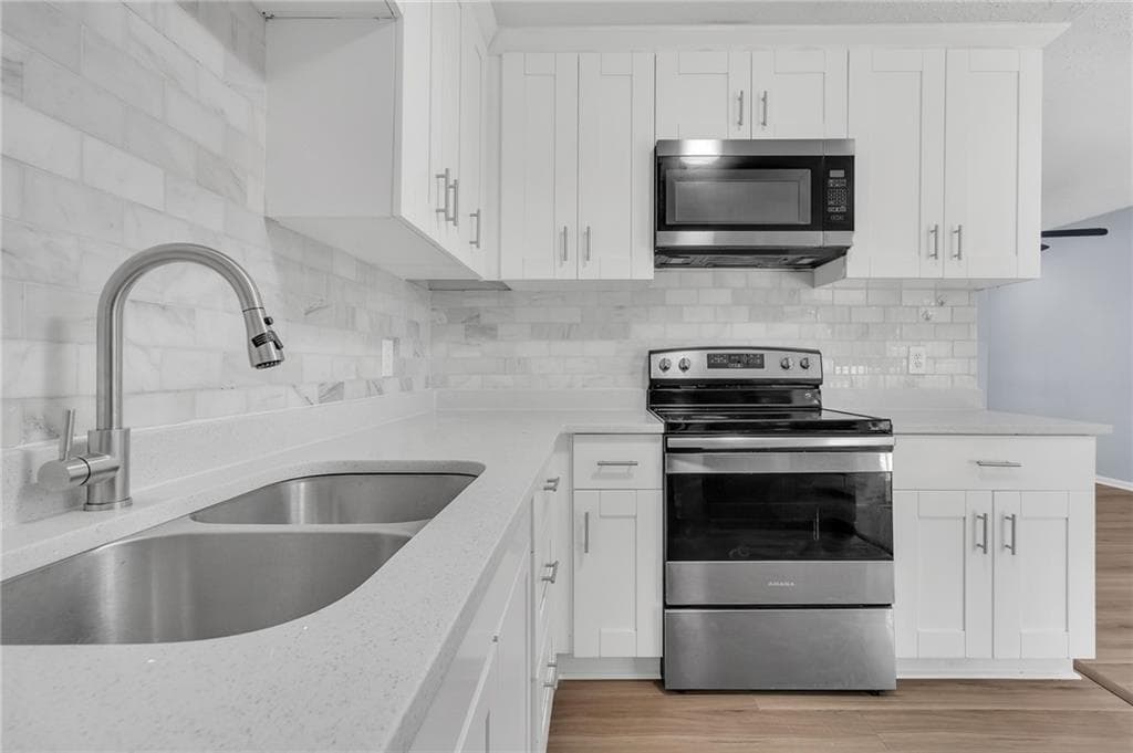 3 bedroom, 2 bathroom, 1,989 sq ft single family residence for sale at 2496 Shiloh Drive, Decatur, GA 30034 — photo 7