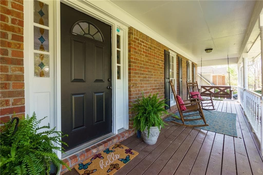 4 bedroom, 3 bathroom, 3,140 sq ft single family residence for sale at 2072 Perrin Drive, Lawrenceville, GA 30043 — photo 4