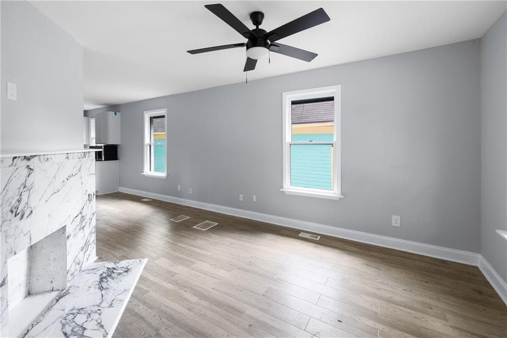 2 bedroom, 1 bathroom, 885 sq ft single family residence for sale at 554 Lawton Street, Atlanta, GA 30310 — photo 2