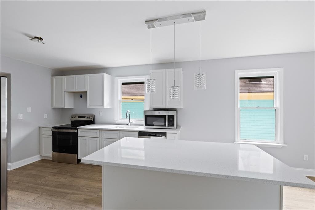 2 bedroom, 1 bathroom, 885 sq ft single family residence for sale at 554 Lawton Street, Atlanta, GA 30310 — photo 9