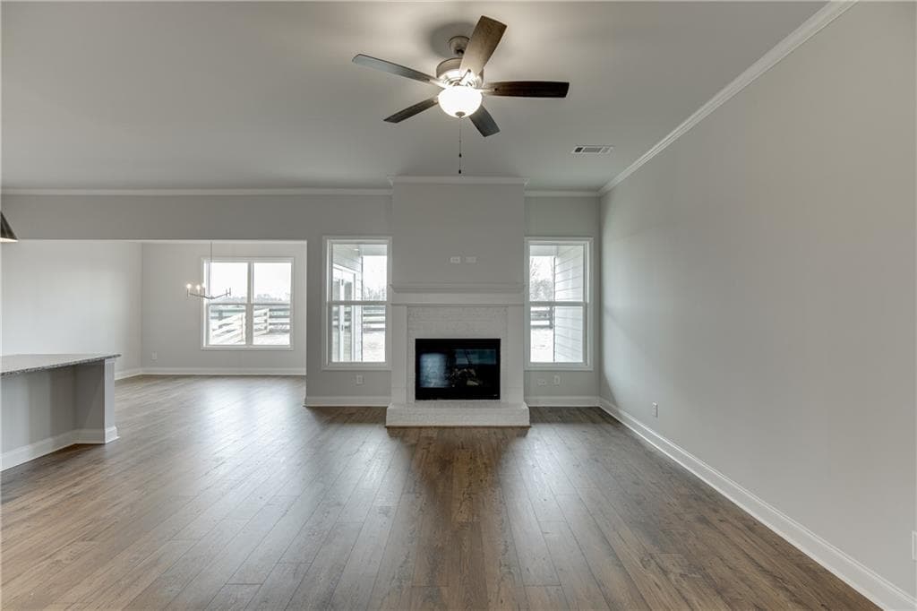 3 bedroom, 2 bathroom, 2,009 sq ft single family residence for sale at 210 Oakdale Road, Jefferson, GA 30549 — photo 6