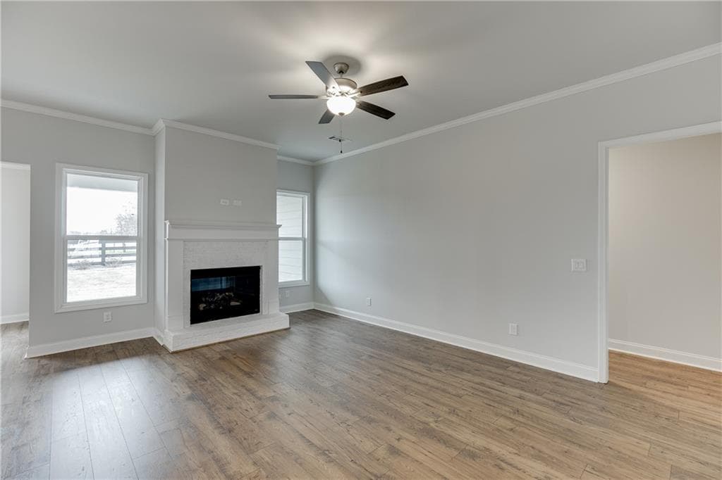 3 bedroom, 2 bathroom, 2,009 sq ft single family residence for sale at 210 Oakdale Road, Jefferson, GA 30549 — photo 7