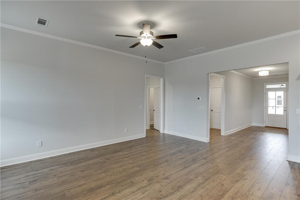 3 bedroom, 2 bathroom, 2,009 sq ft single family residence for sale at 210 Oakdale Road, Jefferson, GA 30549 — photo 9