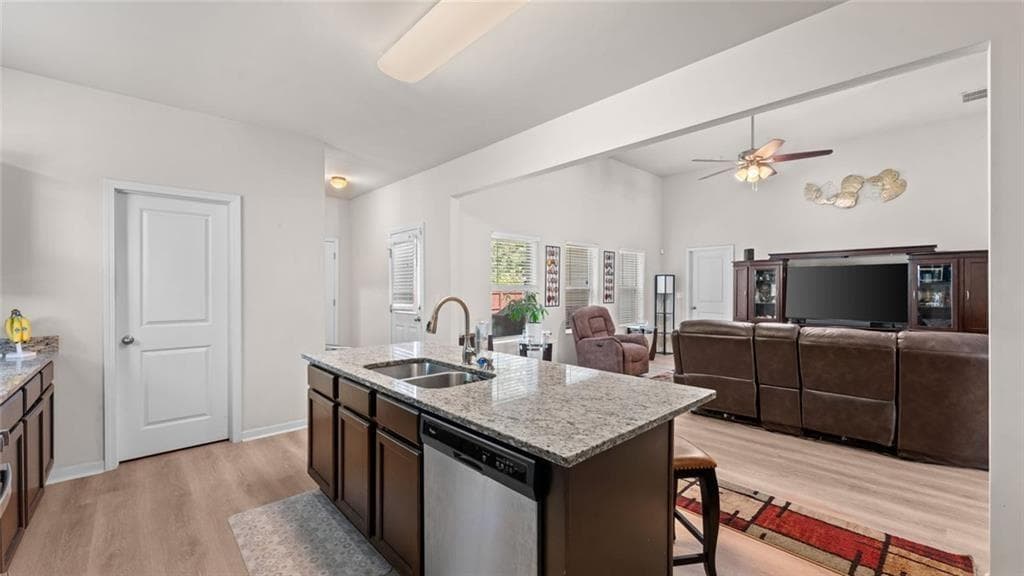 4 bedroom, 4 bathroom, 1,990 sq ft single family residence for sale at 741 Scotland Drive, Dallas, GA 30132 — photo 9