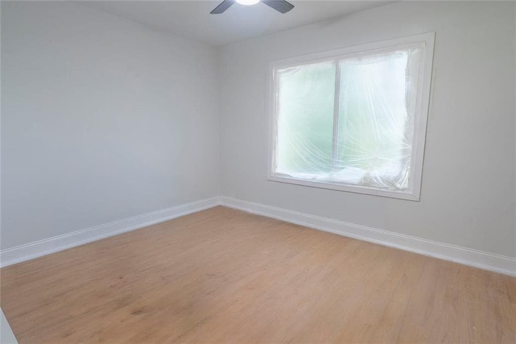 3 bedroom, 2 bathroom, 2,489 sq ft single family residence under contract at 1913 Flintwood Drive, Atlanta, GA 30316 — photo 9