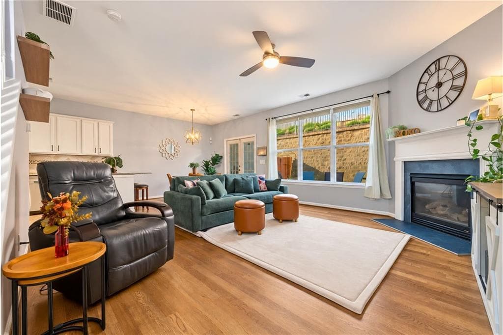3 bedroom, 3 bathroom, 1,748 sq ft townhouse under contract at 131 Flatwood Trail, Marietta, GA 30066 — photo 7