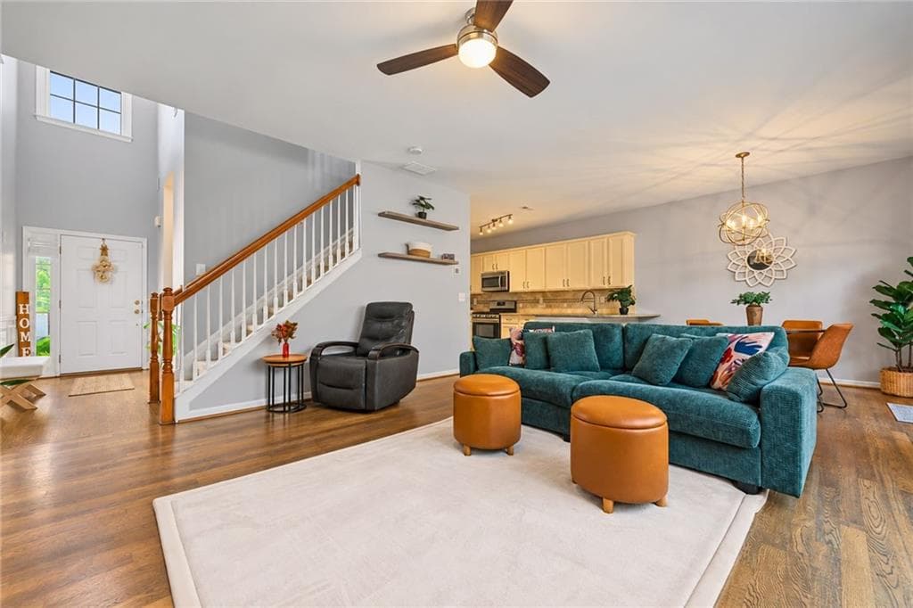 3 bedroom, 3 bathroom, 1,748 sq ft townhouse under contract at 131 Flatwood Trail, Marietta, GA 30066 — photo 10