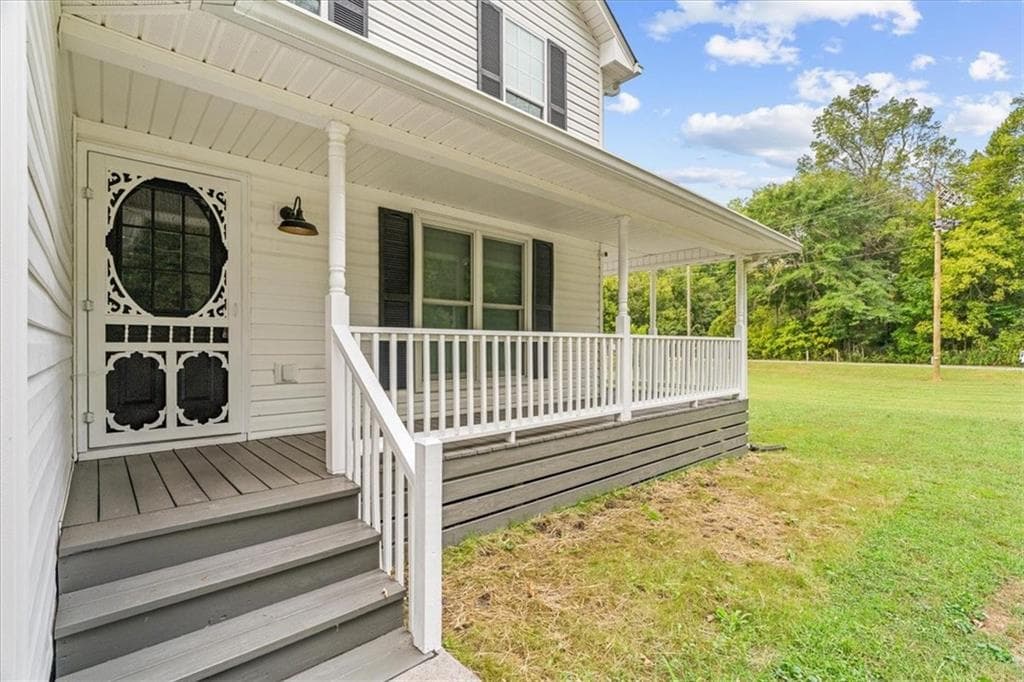 4 bedroom, 4 bathroom, 2,405 sq ft single family residence for sale at 120 Pocket Road, Sugar Valley, GA 30746 — photo 2