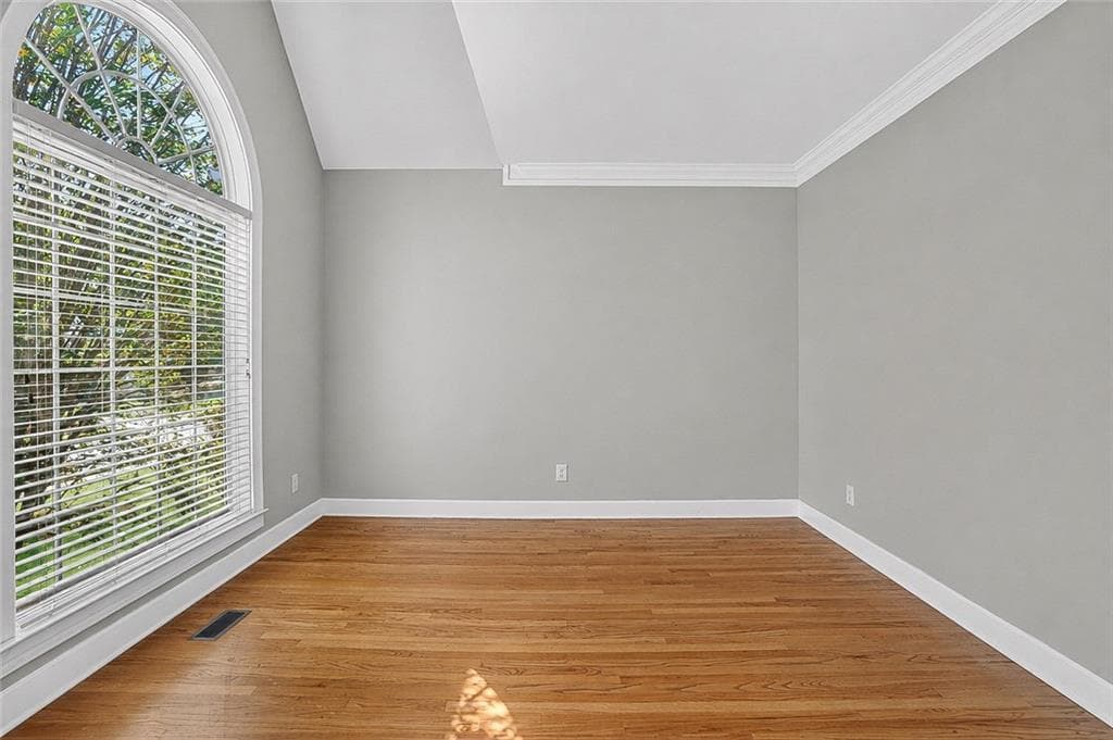 5 bedroom, 5 bathroom, 4,468 sq ft single family residence for sale at 1035 Eagles Brooke Dr, Locust Grove, GA 30248 — photo 5