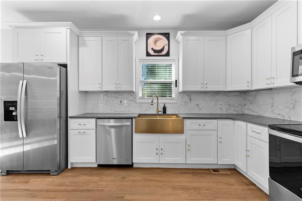 4 bedroom, 3 bathroom, 2,100 sq ft single family residence for sale at 2049 Mcafee Road, Decatur, GA 30032 — photo 5