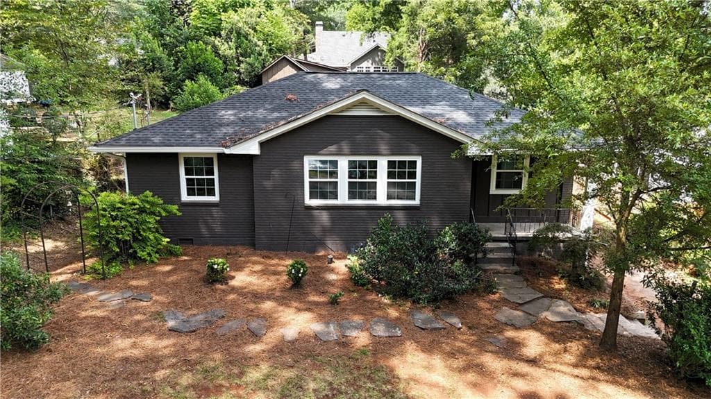 3 bedroom, 2 bathroom, 1,591 sq ft single family residence for sale at 272 Cascade Drive, Marietta, GA 30064
