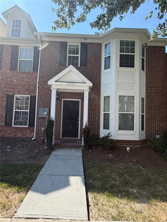 3 bedroom, 3 bathroom, 1,652 sq ft townhouse for rent at 4719 Liberty Square Drive, Acworth, GA 30101 for $2,300 a month — photo 1 of 18