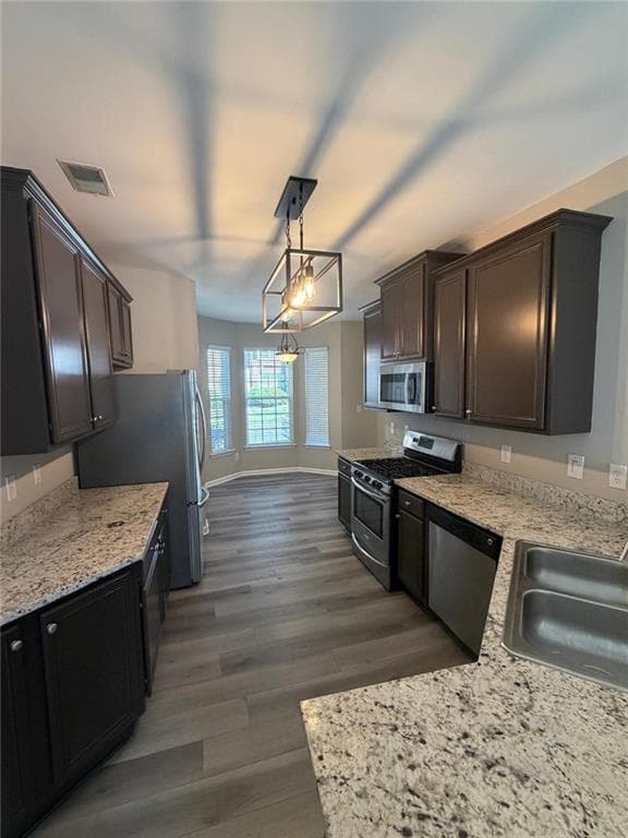 3 bedroom, 3 bathroom, 1,652 sq ft townhouse for rent at 4719 Liberty Square Drive, Acworth, GA 30101 for $2,300 a month — photo 5