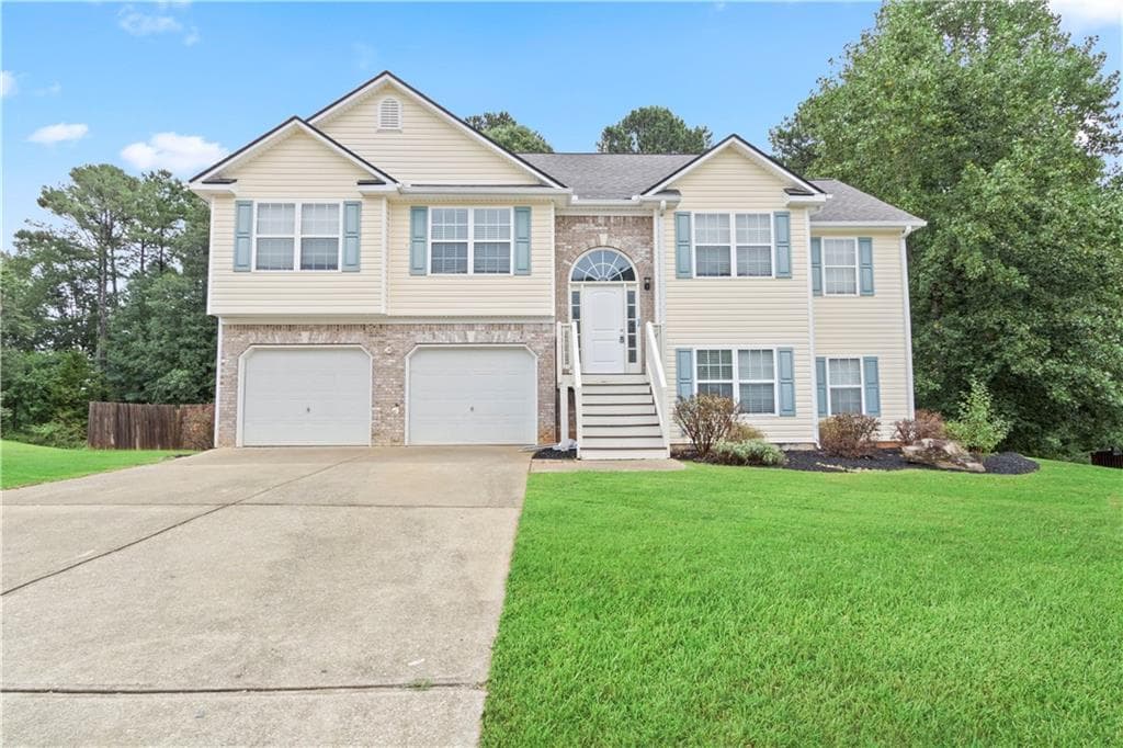 5 bedroom, 4 bathroom, 2,459 sq ft single family residence under contract at 93 Sugar Mill Drive, Dallas, GA 30157