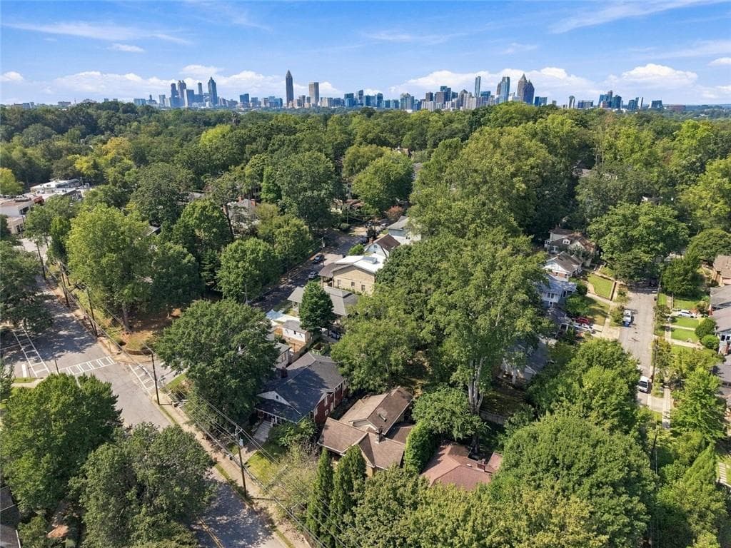 4 bedroom, 3 bathroom, 2,700 sq ft single family residence for sale at 1458 N Highland Avenue, Atlanta, GA 30306 — photo 2