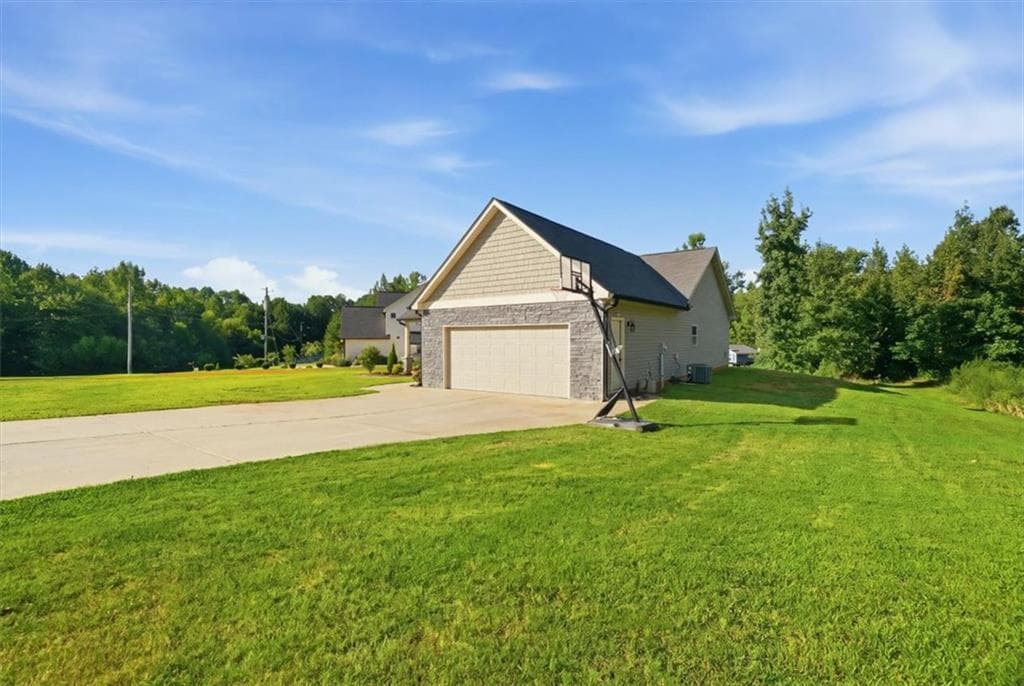 3 bedroom, 2 bathroom, 2,145 sq ft single family residence for sale at 161 White Creek Drive, Rockmart, GA 30153 — photo 5