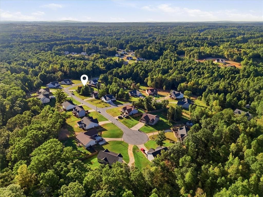 3 bedroom, 2 bathroom, 2,145 sq ft single family residence for sale at 161 White Creek Drive, Rockmart, GA 30153 — photo 9