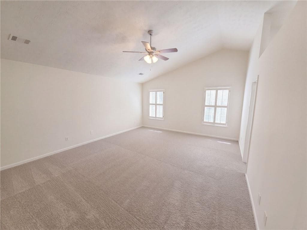 4 bedroom, 3 bathroom, 2,522 sq ft single family residence for sale at 3205 Summit Place Drive, Loganville, GA 30052 — photo 4