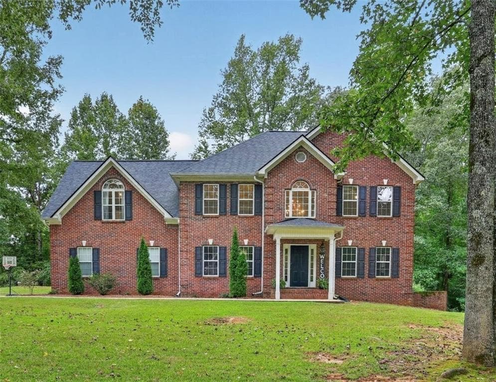 5 bedroom, 5 bathroom, 4,414 sq ft single family residence for sale at 170 Nix Court, Fayetteville, GA 30214 — photo 1 of 88