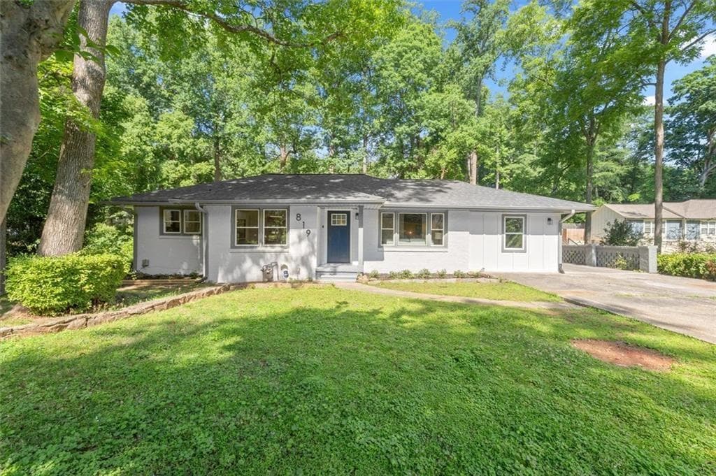3 bedroom, 2 bathroom, 1,323 sq ft single family residence for sale at 819 Gresham Avenue, Atlanta, GA 30316