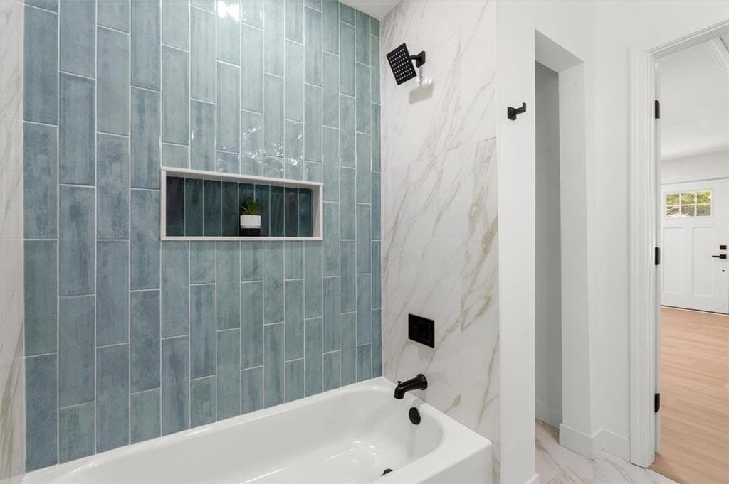 3 bedroom, 2 bathroom, 1,323 sq ft single family residence for sale at 819 Gresham Avenue, Atlanta, GA 30316 — photo 5