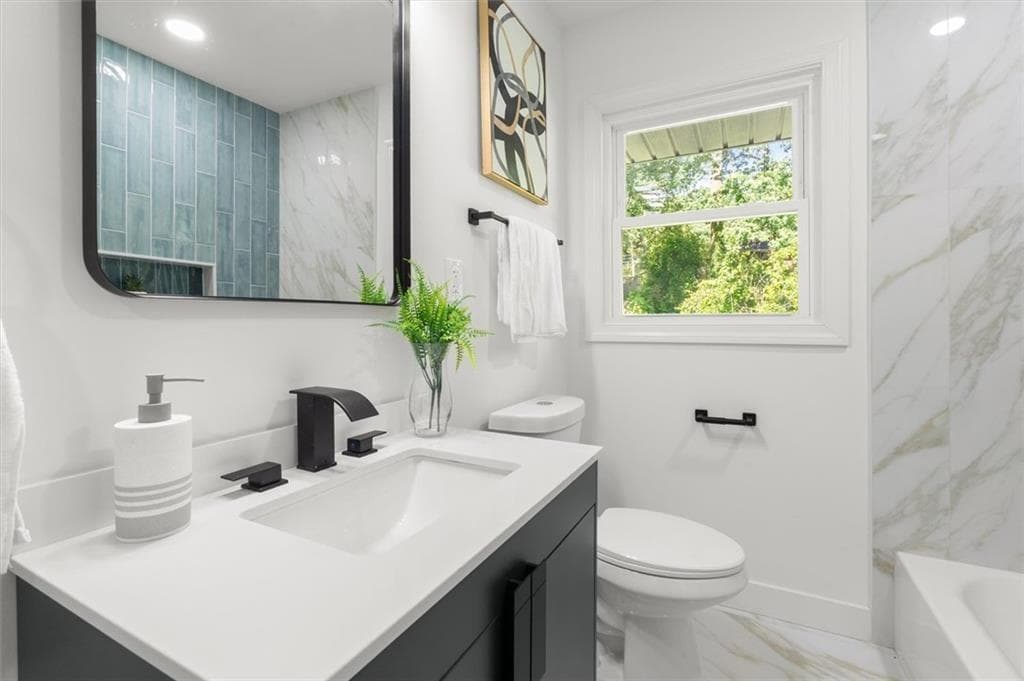 3 bedroom, 2 bathroom, 1,323 sq ft single family residence for sale at 819 Gresham Avenue, Atlanta, GA 30316 — photo 6