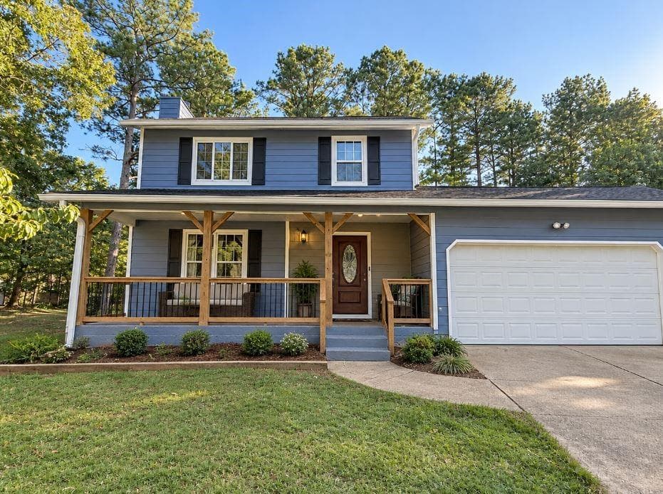3 bedroom, 3 bathroom, 1,456 sq ft single family residence for sale at 1072 Casanova Court, Lawrenceville, GA 30044