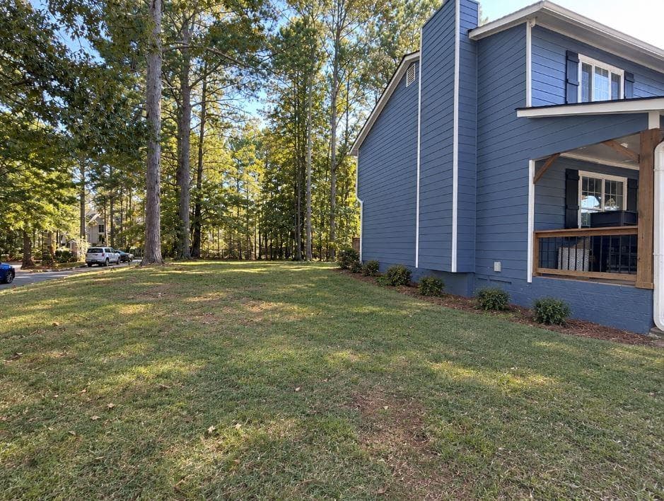 3 bedroom, 3 bathroom, 1,456 sq ft single family residence for sale at 1072 Casanova Court, Lawrenceville, GA 30044 — photo 4