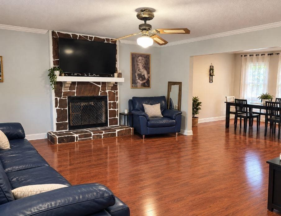 3 bedroom, 3 bathroom, 1,456 sq ft single family residence for sale at 1072 Casanova Court, Lawrenceville, GA 30044 — photo 6
