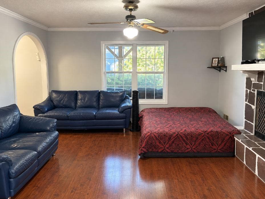 3 bedroom, 3 bathroom, 1,456 sq ft single family residence for sale at 1072 Casanova Court, Lawrenceville, GA 30044 — photo 8