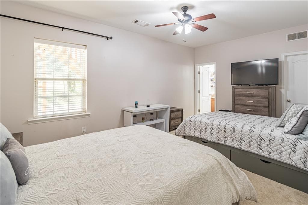 3 bedroom, 4 bathroom, 2,038 sq ft townhouse for sale at 1216 Park Pass Way, Suwanee, GA 30024 — photo 2