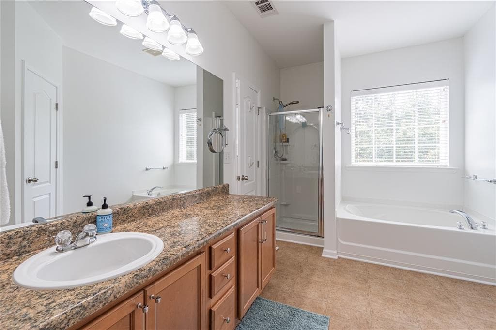 3 bedroom, 4 bathroom, 2,038 sq ft townhouse for sale at 1216 Park Pass Way, Suwanee, GA 30024 — photo 7